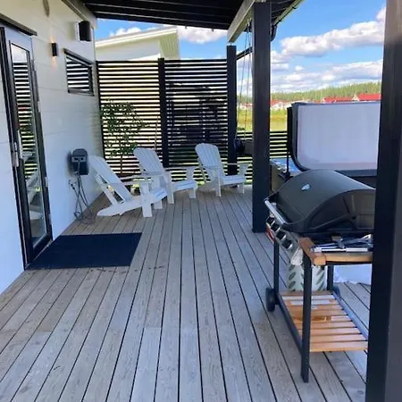 Moderni Hirsitalo Apartamento Joensuu